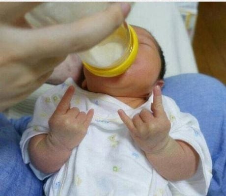 M&ocirc;i trường l&agrave;m việc chuy&ecirc;n nghiệp, c&aacute;c bạn đang ảo tưởng sức mạnh &Agrave;h